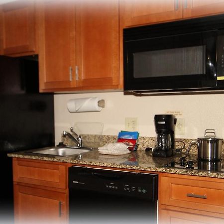 Candlewood Suites Fredericksburg By Ihg Екстер'єр фото