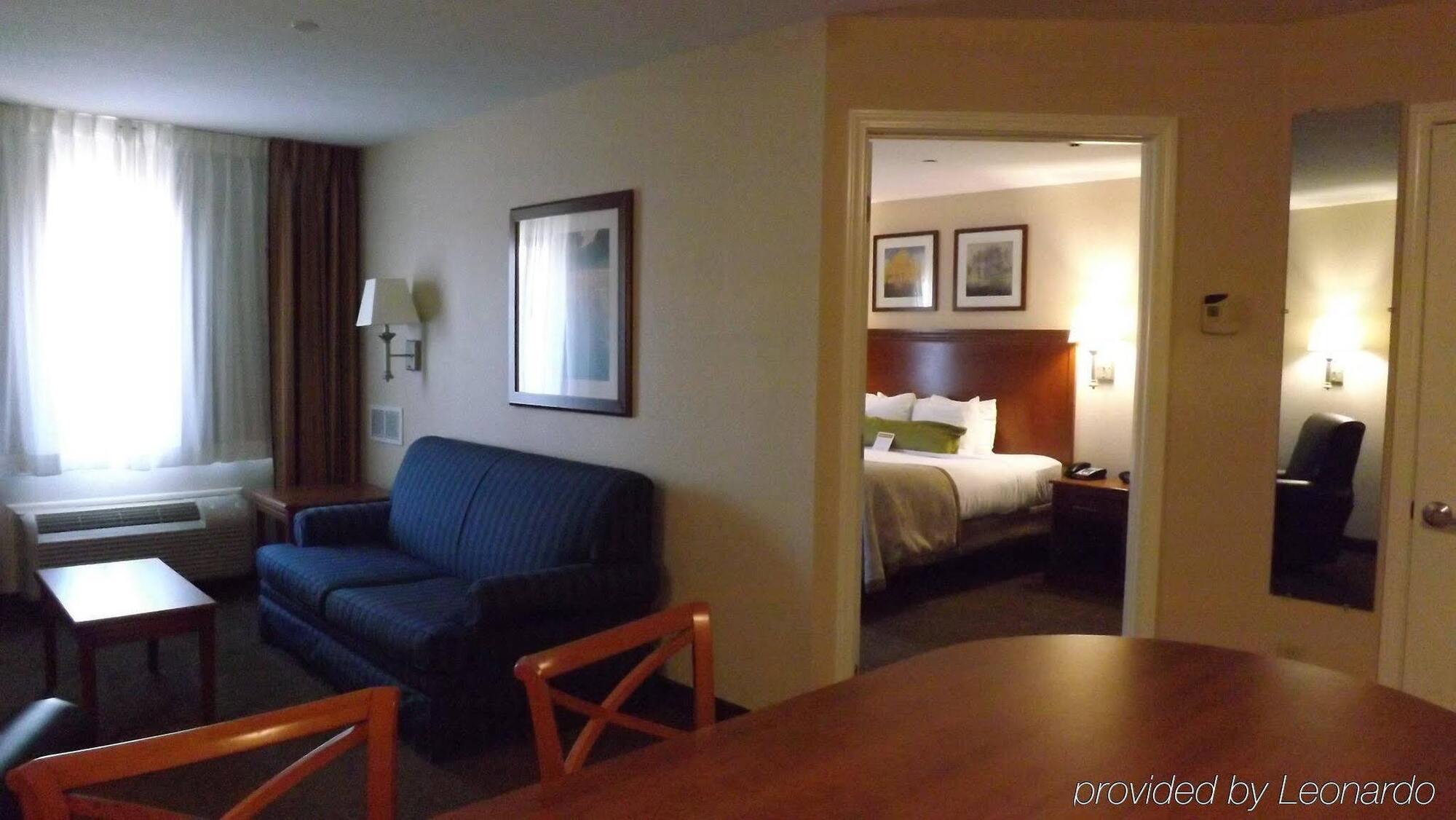 Candlewood Suites Fredericksburg, An Ihg Hotel Екстер'єр фото